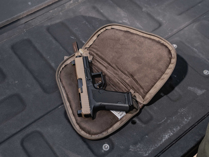 Load image into Gallery viewer, President 8&quot; Pistol Case
